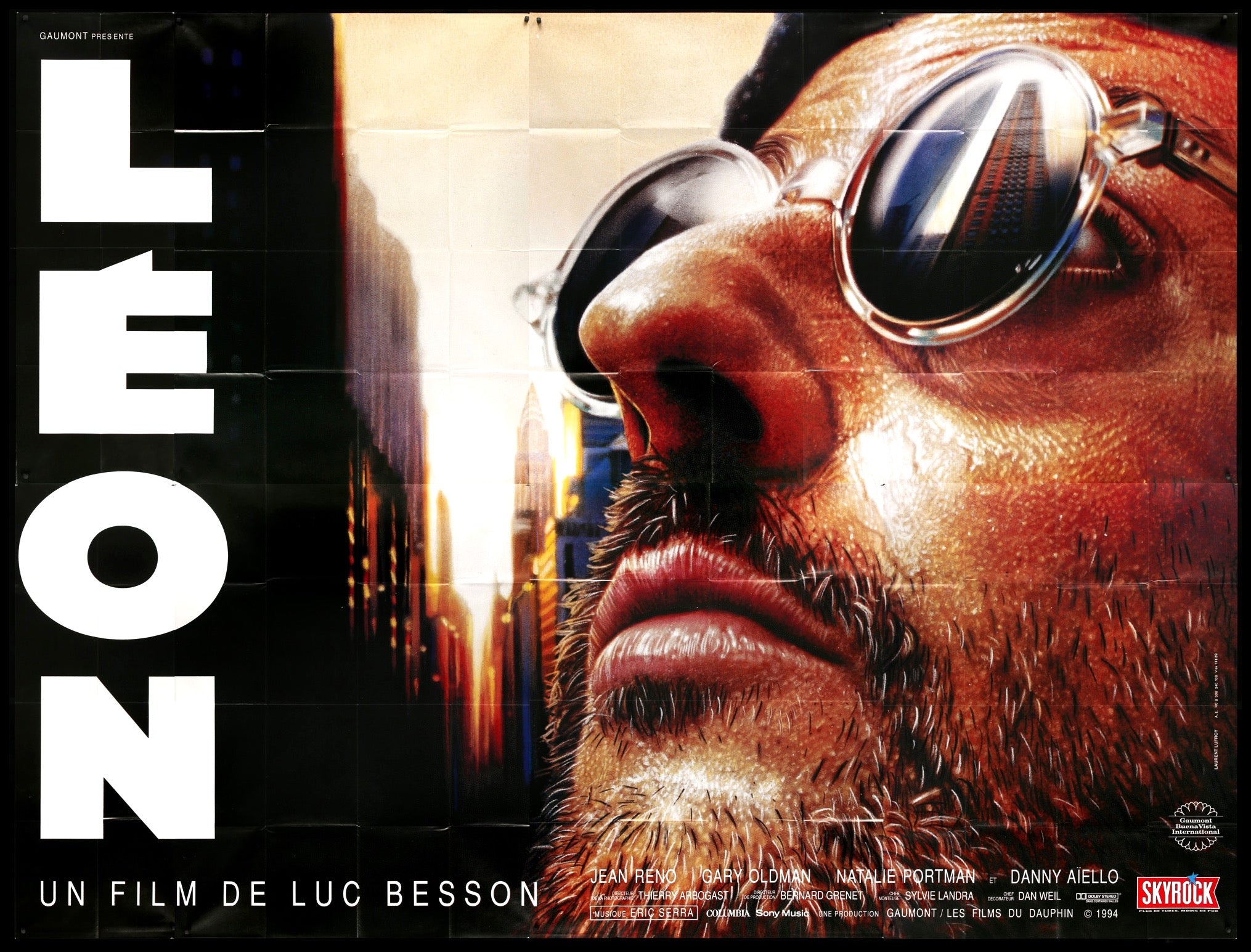 Leon: The Professional (1994) original movie poster for sale at Originalfilmart